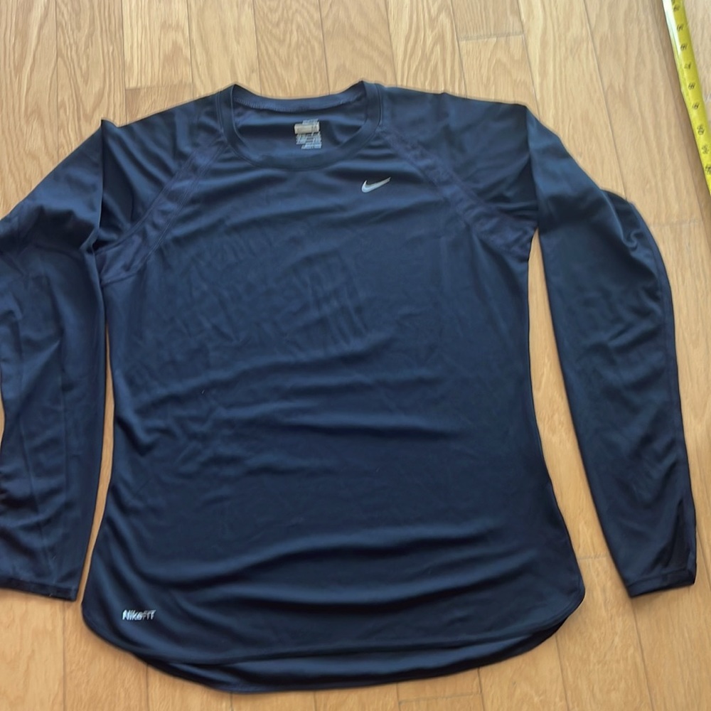 Nike dry fit running shirt. Size M